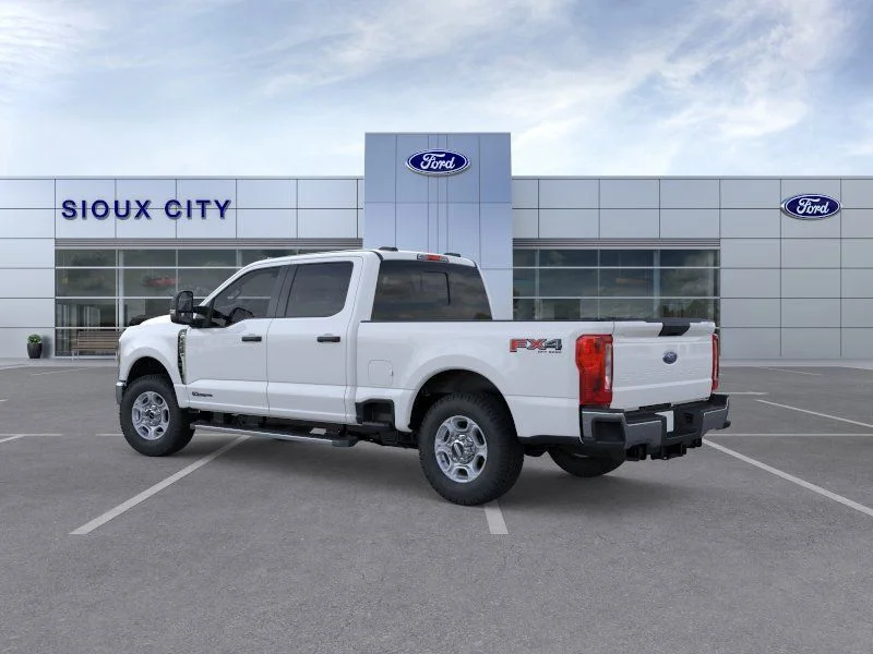 New 2026 Oxford White Ford F-250® XLT image 4