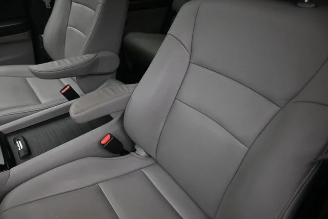 2022 Honda Pilot Touring - Photo 18