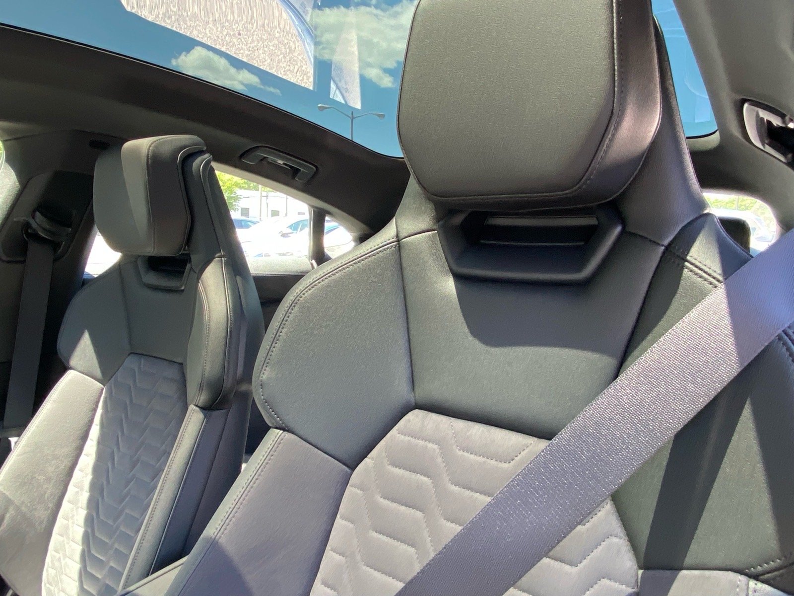 Used 2022 Gray Audi Premium Plus image 17