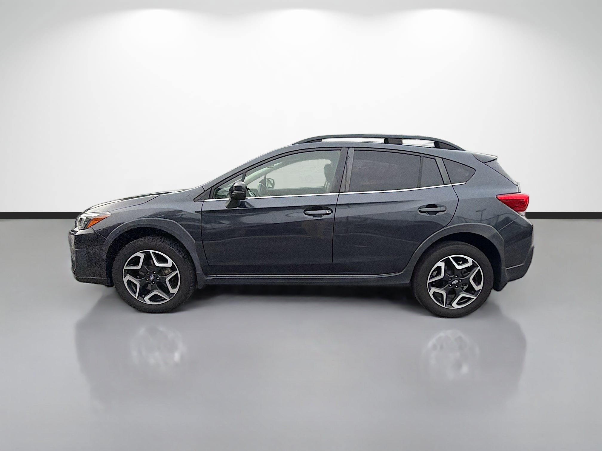 Used 2019 Dark Gray Metallic Subaru Limited image 6