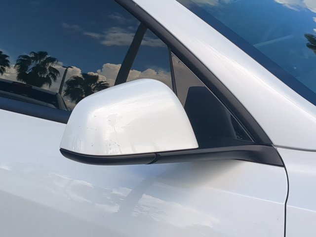 Used 2023  Tesla Performance image 12
