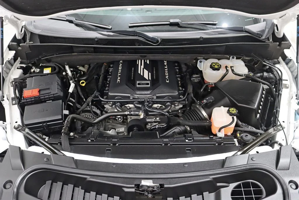 Used 2024 White Cadillac V-Series image 49