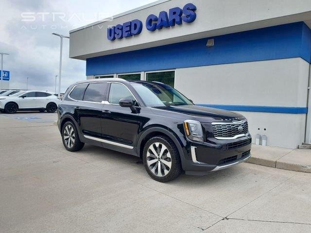 Used 2020 Ebony Black Kia EX image 2