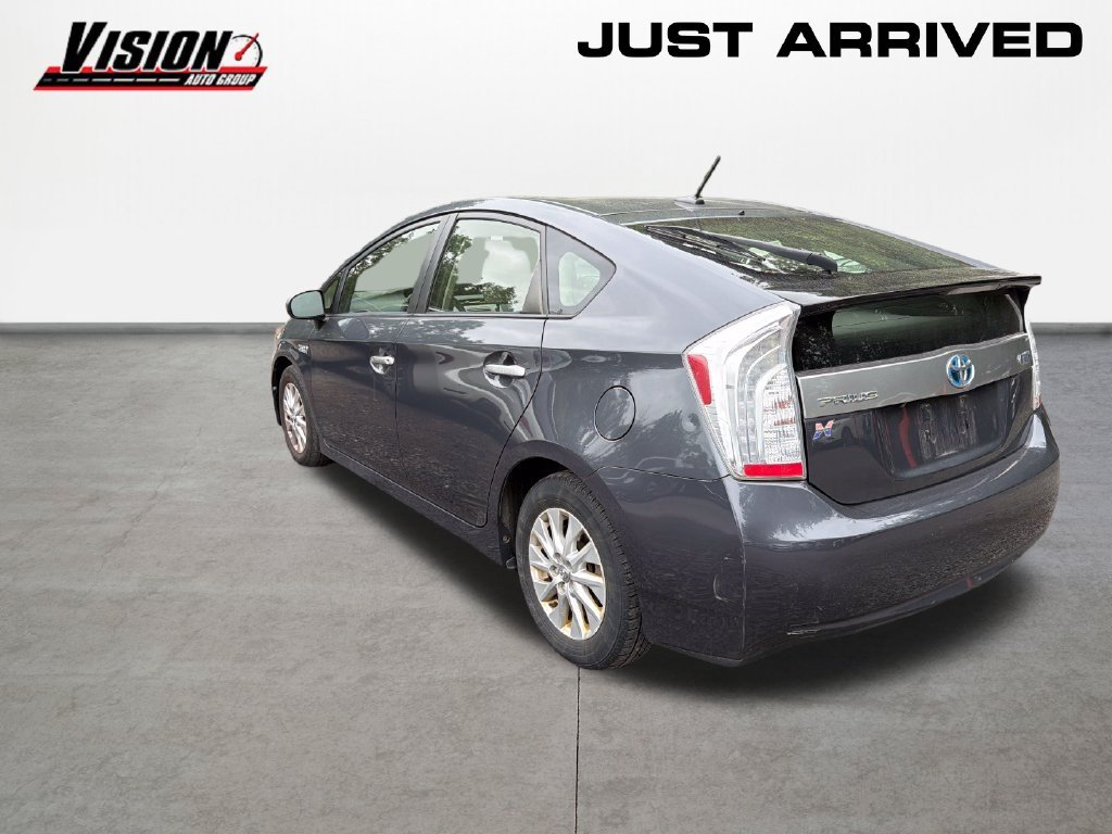 Used 2015 Gray Toyota Base image 7