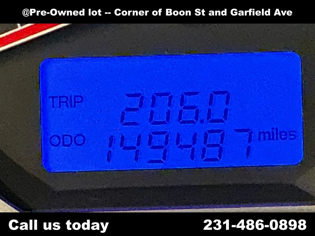 Used 2009 Silver Hyundai GLS image 22