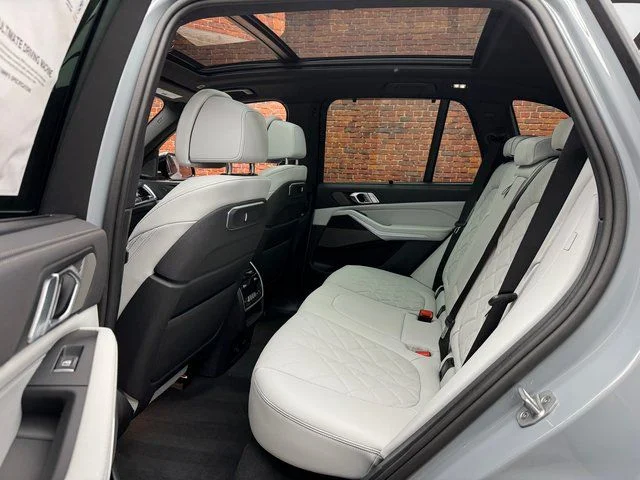 Used 2026 Gray BMW xDrive40i image 23