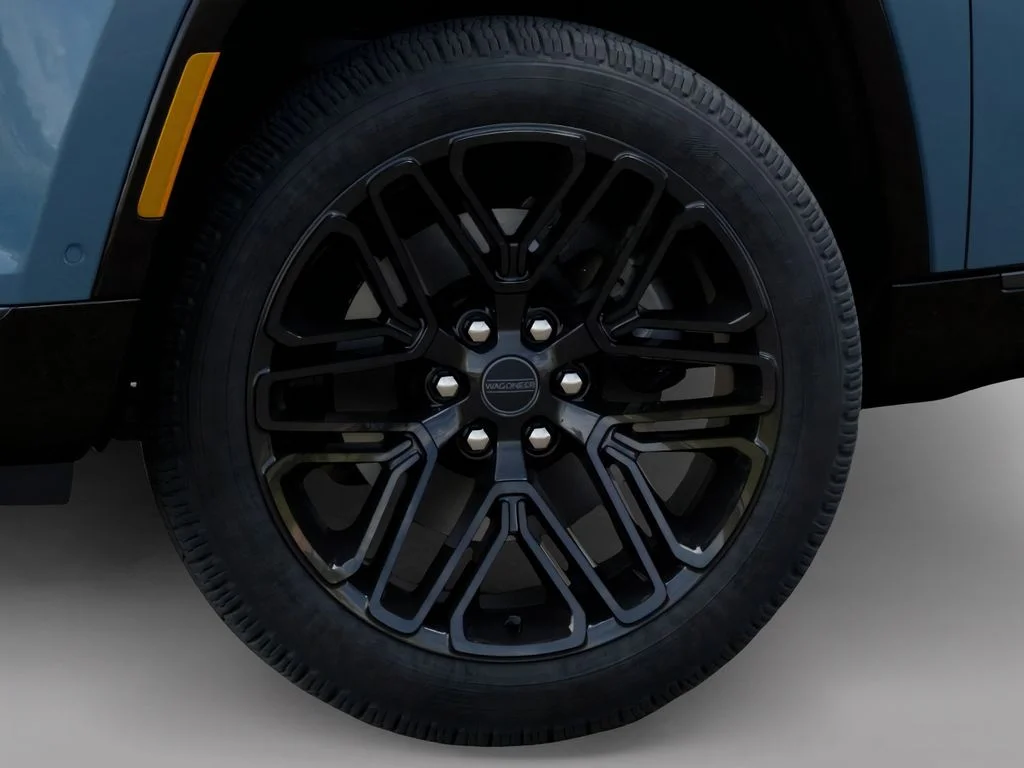 New 2026 Steel Blue Exterior Paint Jeep Limited Reserve image 8