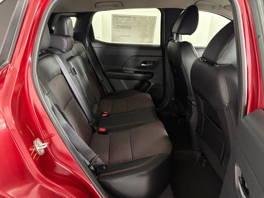 2026 Nissan KICKS SR - Photo 38