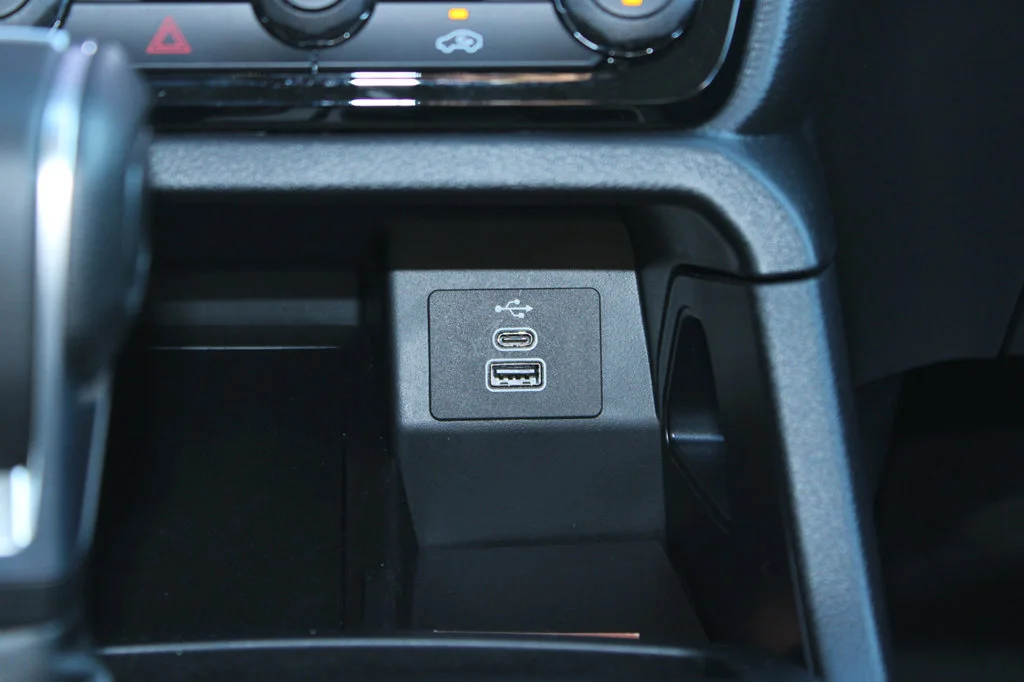 Used 2026 Shadow Black Ford XLT image 32