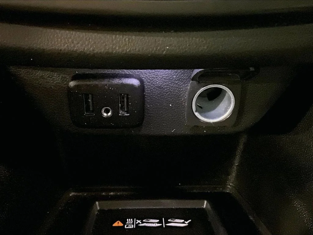 Used 2023 Gray Chevrolet LT image 27