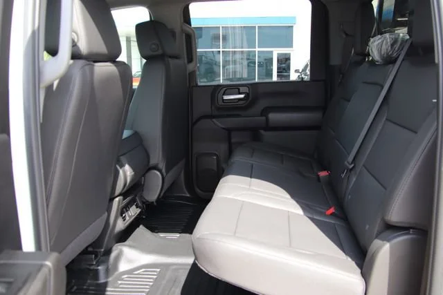 New 2025 Summit White Chevrolet Work Truck image 18