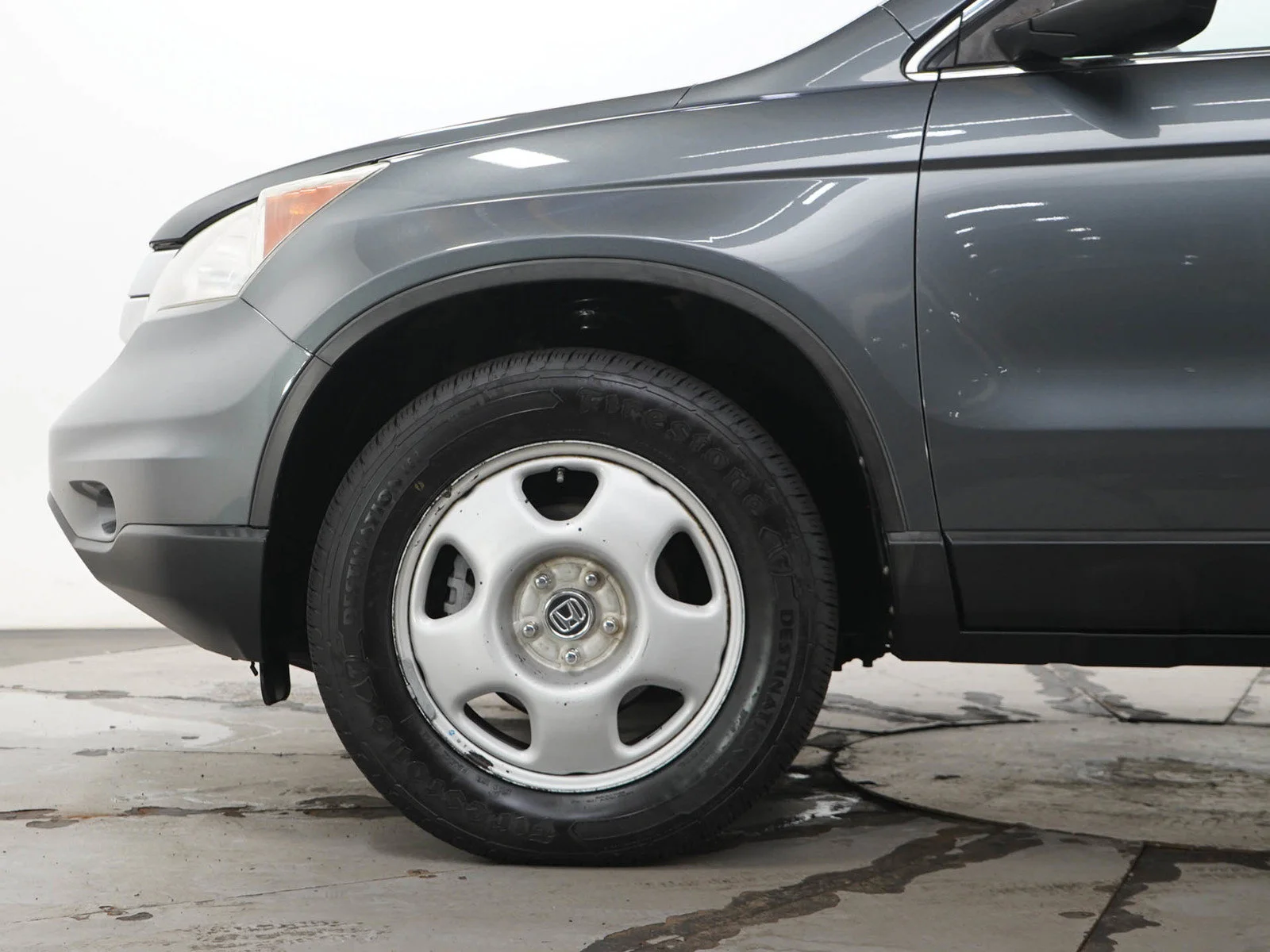 Used 2010 Polished Metal Metallic Honda LX image 22