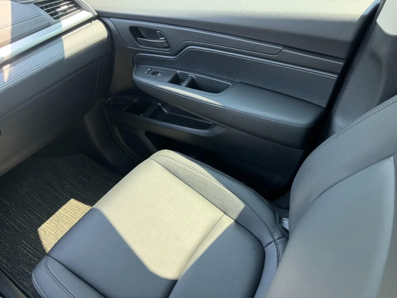 2026 Honda Odyssey EX-L - Photo 16