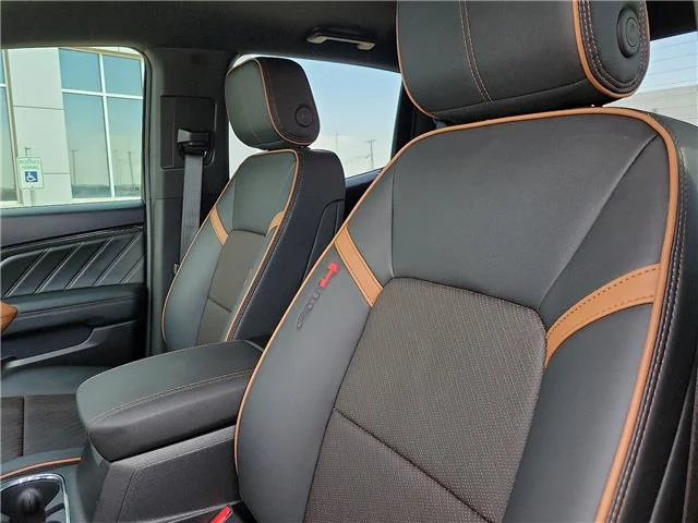 Used 2026 Tan GMC AT4 4x4 Crew Cab 5 ft. box 131 in. WB image 11