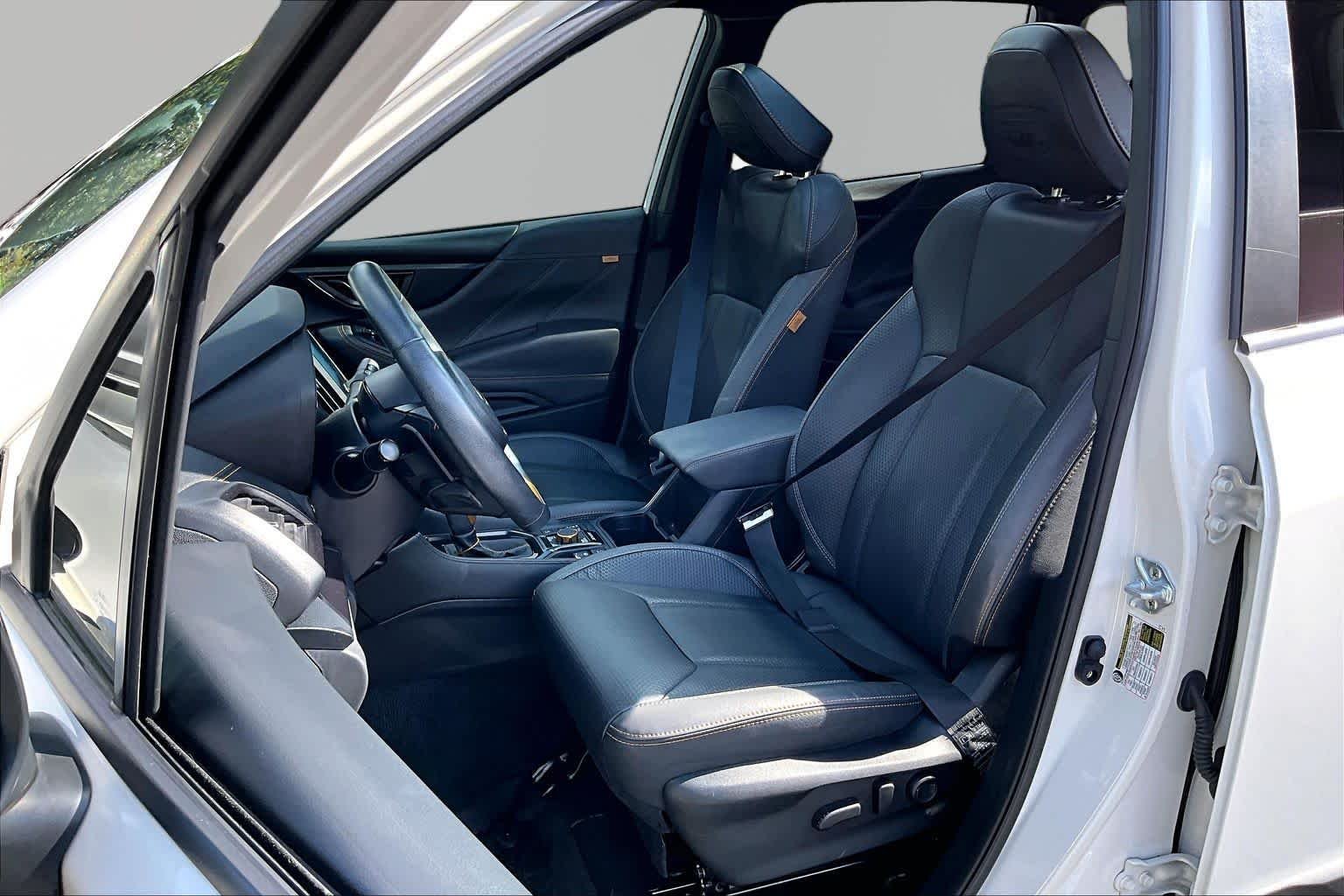Used 2024 Crystal White Pearl Subaru Wilderness image 8