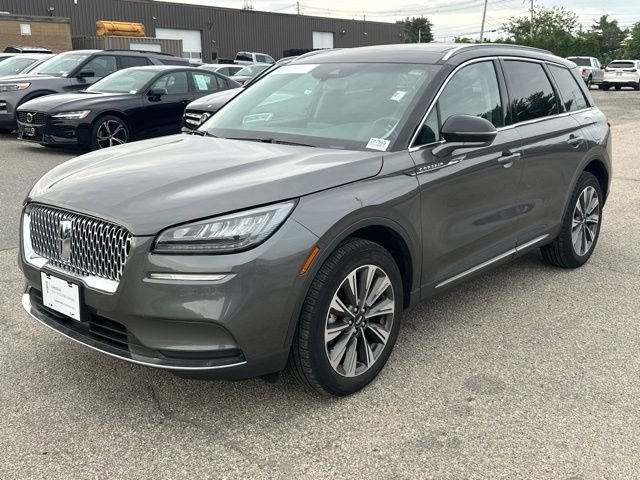 Used 2022 Gray Lincoln Reserve image 3