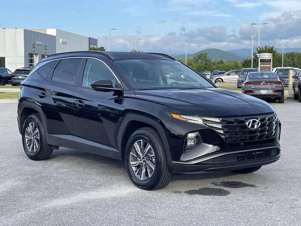 Used 2024 Black Pearl Hyundai Blue image 1