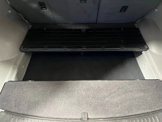 Used 2011 Silver Kia LX image 17
