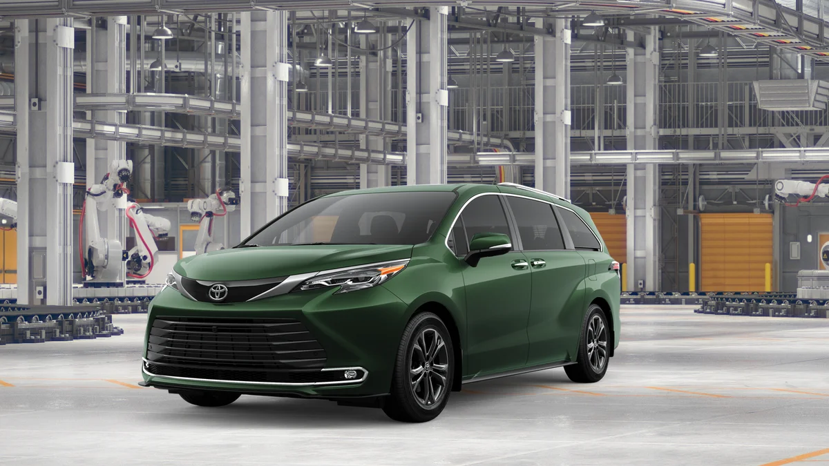 2026 Toyota Sienna Platinum 7-Passenger Hybrid AWD's photo