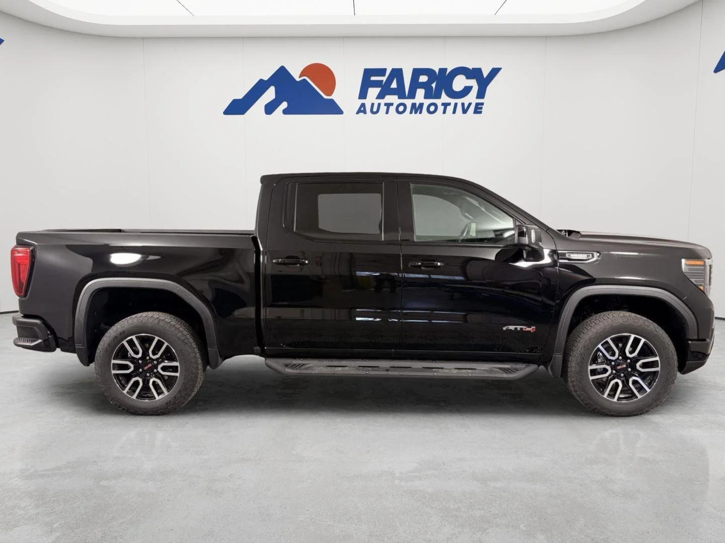 Used 2026 Onyx Black GMC AT4 image 10
