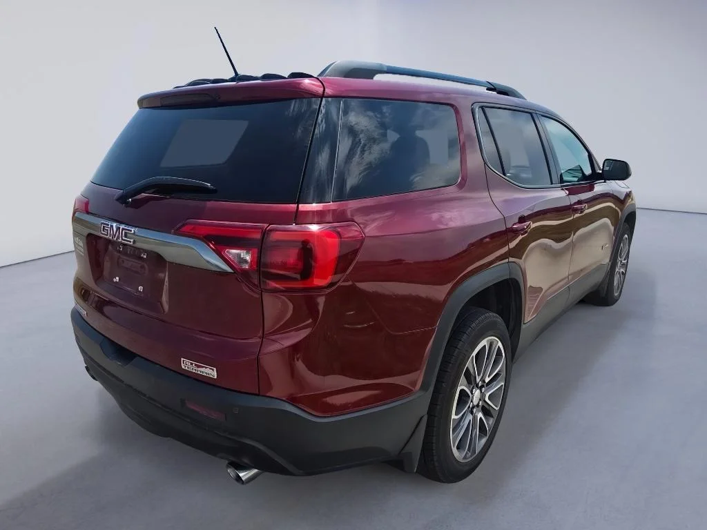 Used 2017 Crimson Red Tintcoat GMC SLT image 5