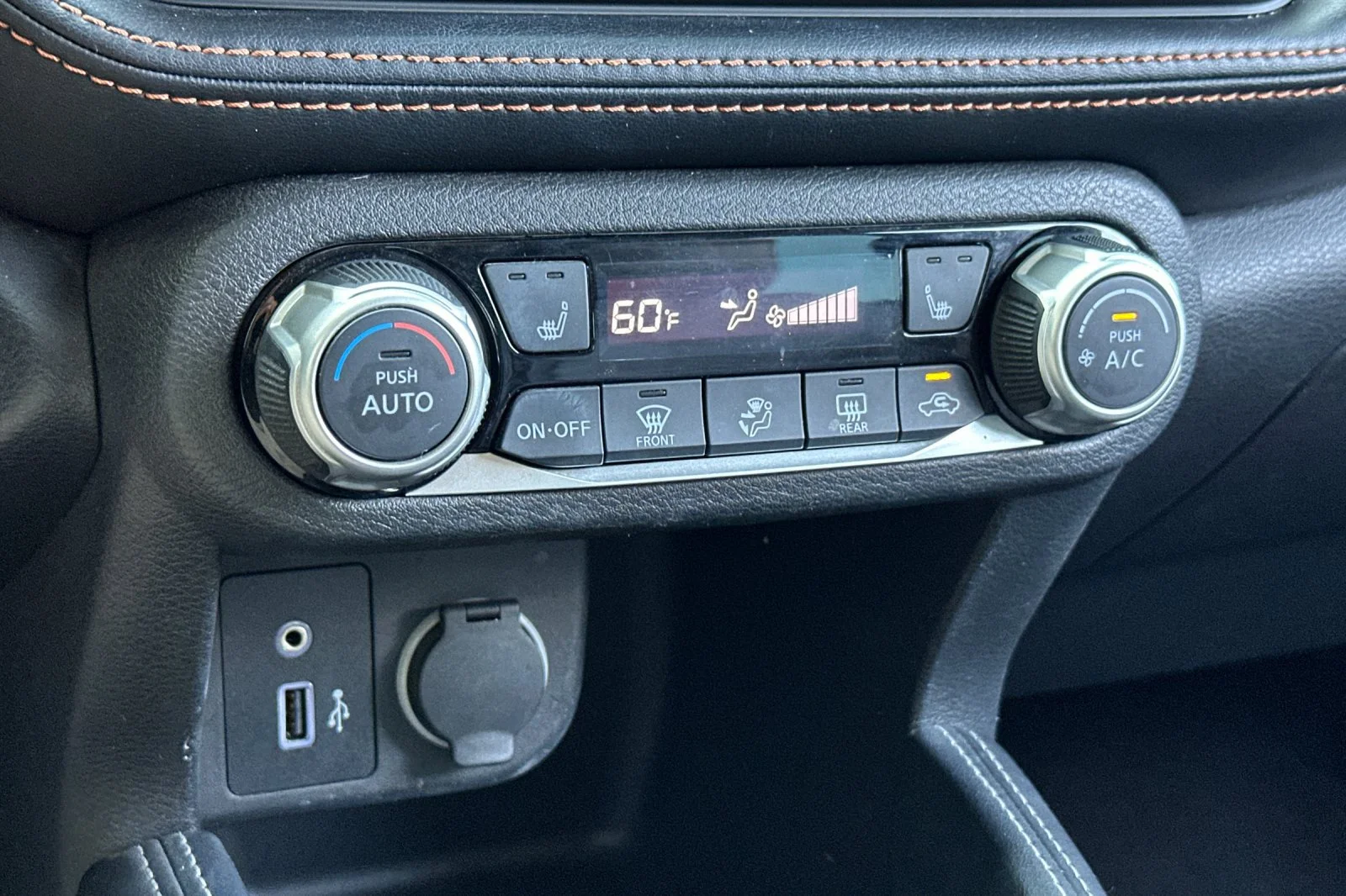 Used 2019 Silver Nissan SR image 20