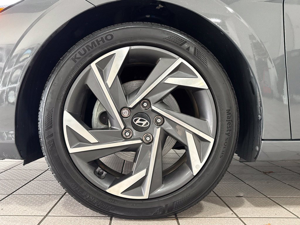 2024 Hyundai Elantra SEL - Photo 17