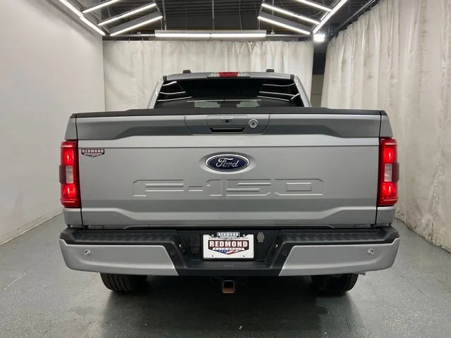 Used 2023 Silver Ford XLT image 6