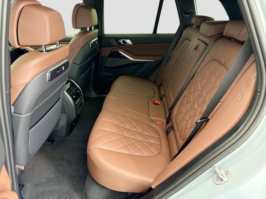New 2026 Gray Metallic BMW xDrive40i image 20