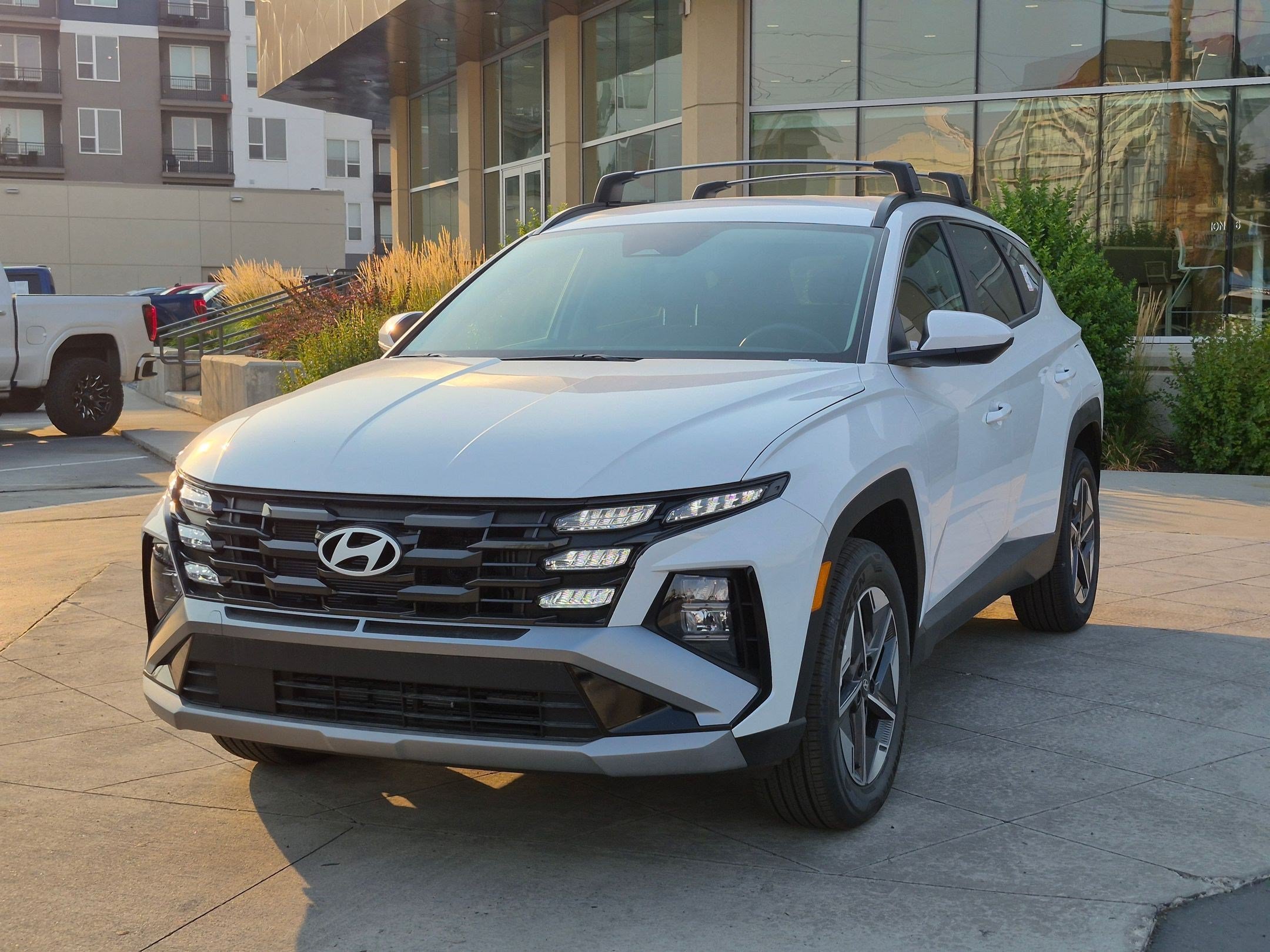 New 2026 Creamy White Pearl Hyundai SEL image 8