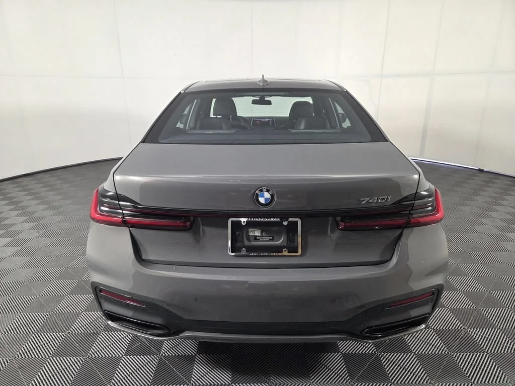 Used 2022 Bernina Grey Amber Effect Metallic BMW 740i image 6