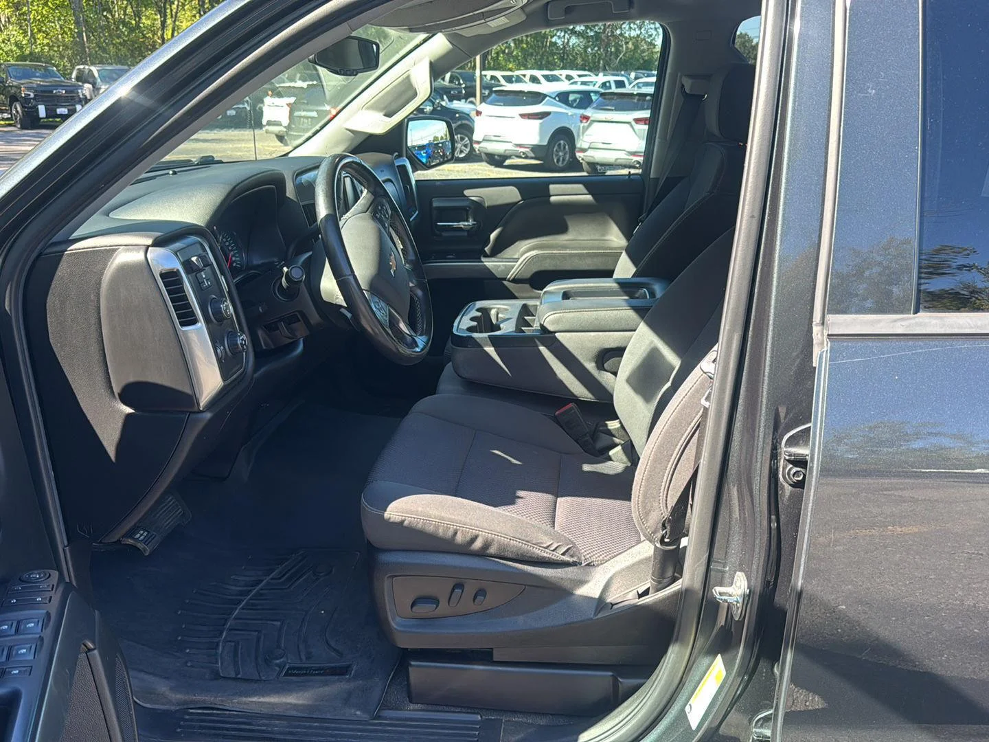 Used 2019 Graphite Metallic Chevrolet LT image 11