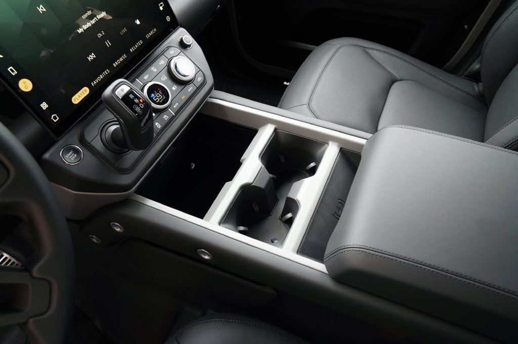 New 2026 Borasco Grey Land Rover X image 30