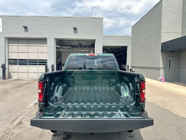 New 2026 Serrano-Green Metallic Exterior Paint RAM Big Horn/Lone Star image 25