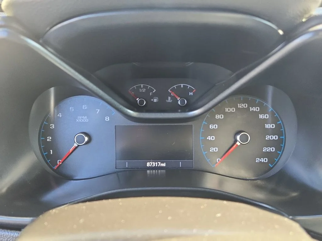 Used 2019 Black Chevrolet ZR2 image 40