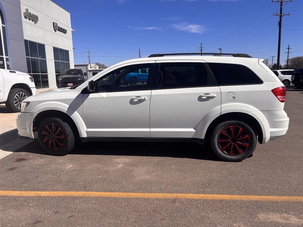 Used 2016 White Dodge SE image 3