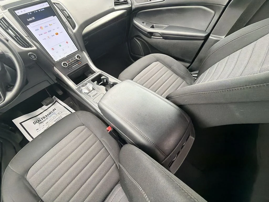 Used 2022 Gray Ford SE image 20