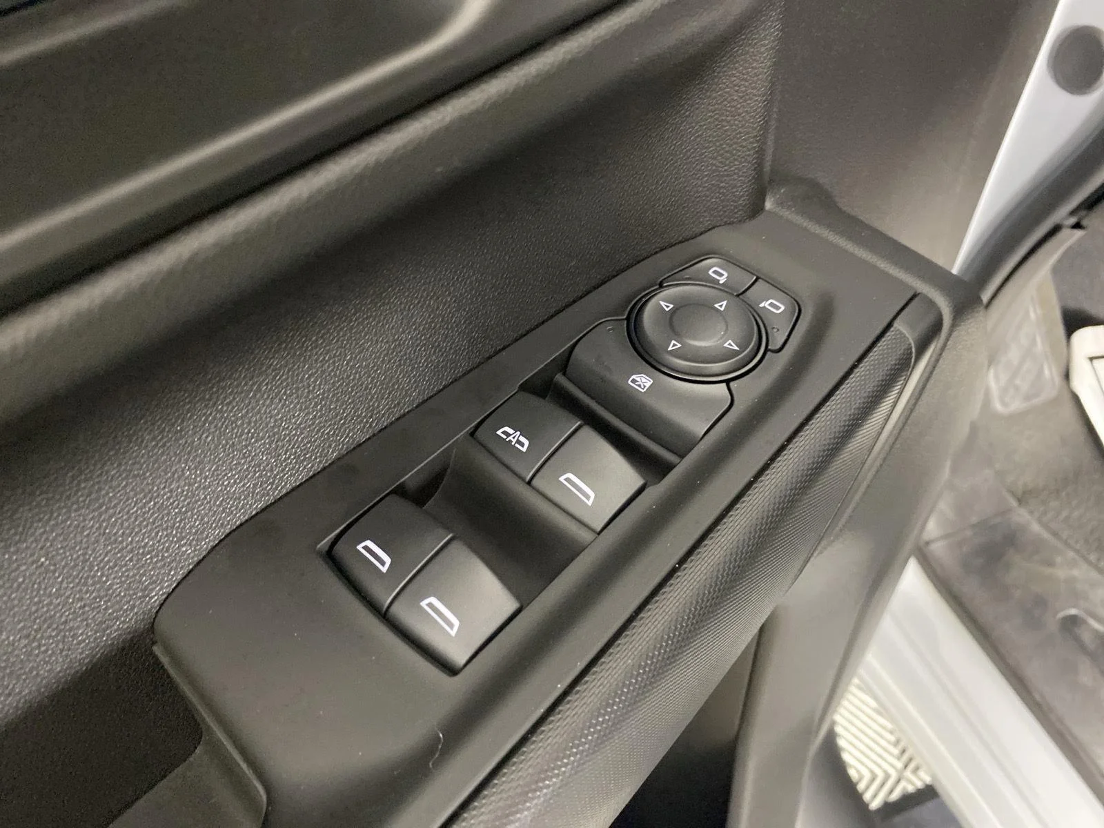 Used 2024 Slate Grey Metallic Chevrolet Custom image 19