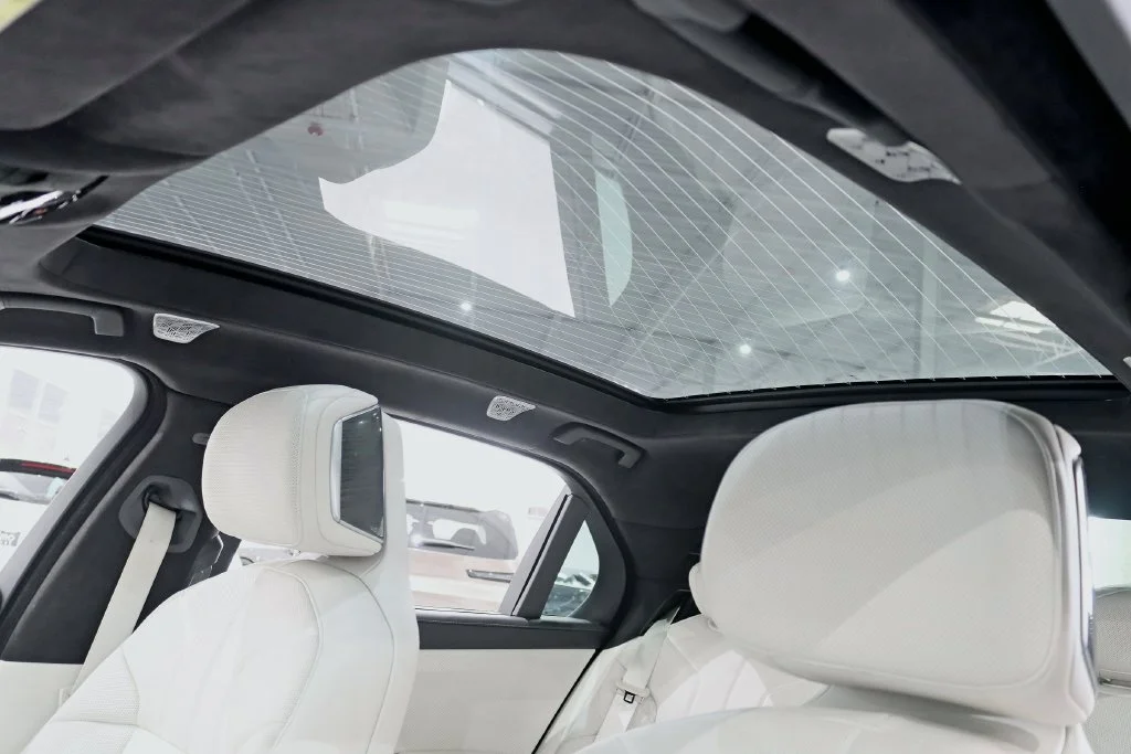 Used 2023 Blue BMW 760i xDrive image 33