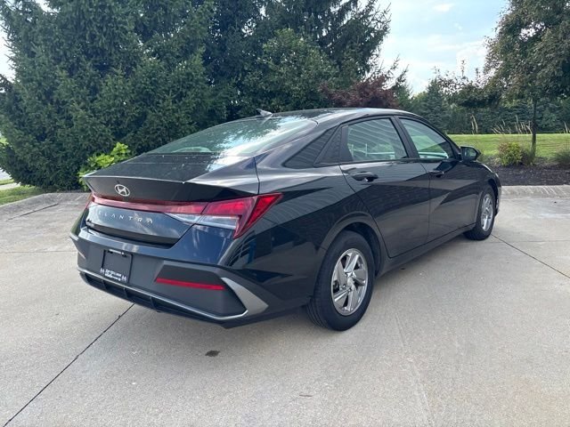 Certified Used 2024 Black Hyundai SE image 6