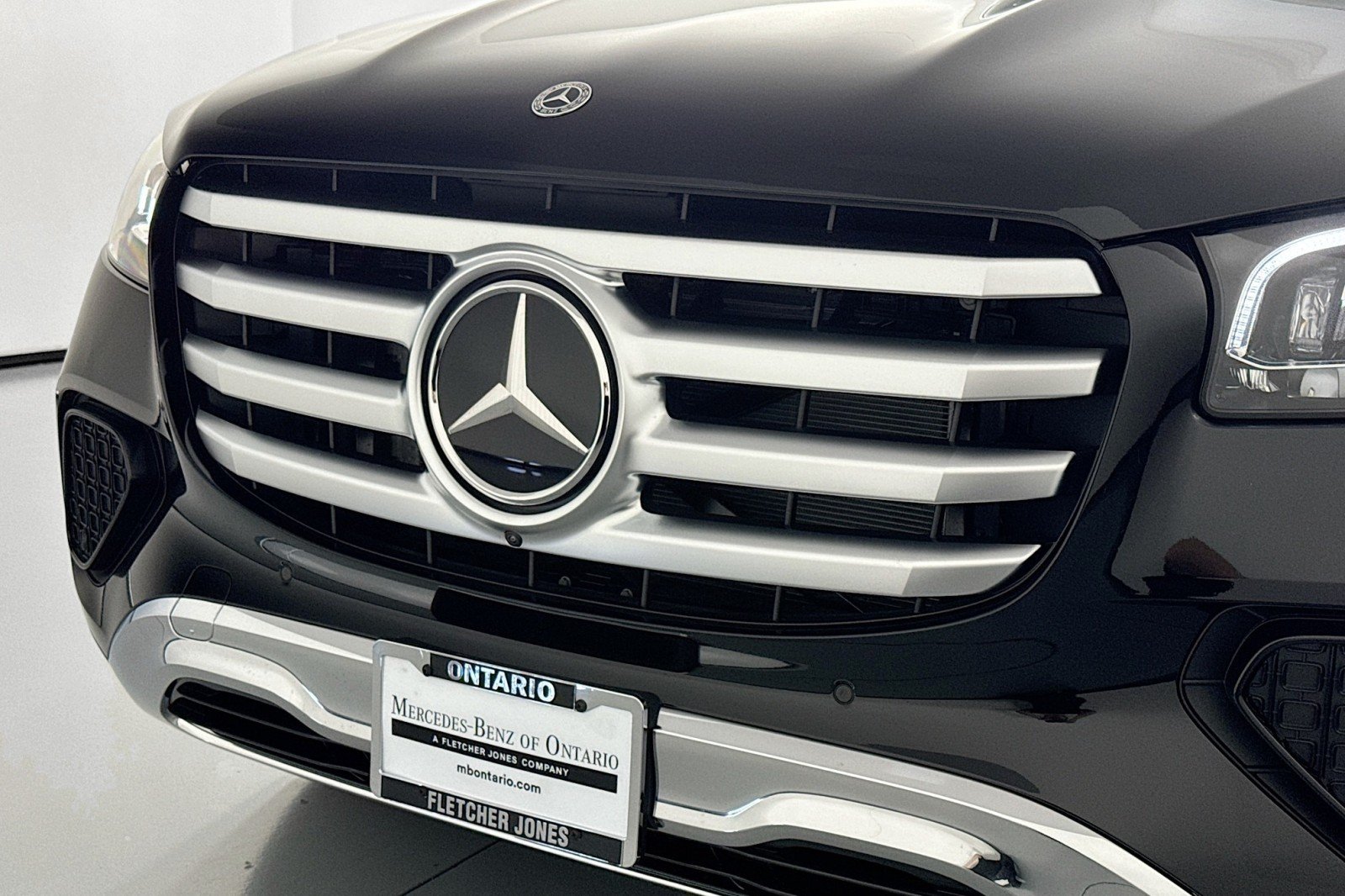 New 2026 Obsidian Black Metallic Mercedes-Benz GLS 450 4MATIC® SUV image 13