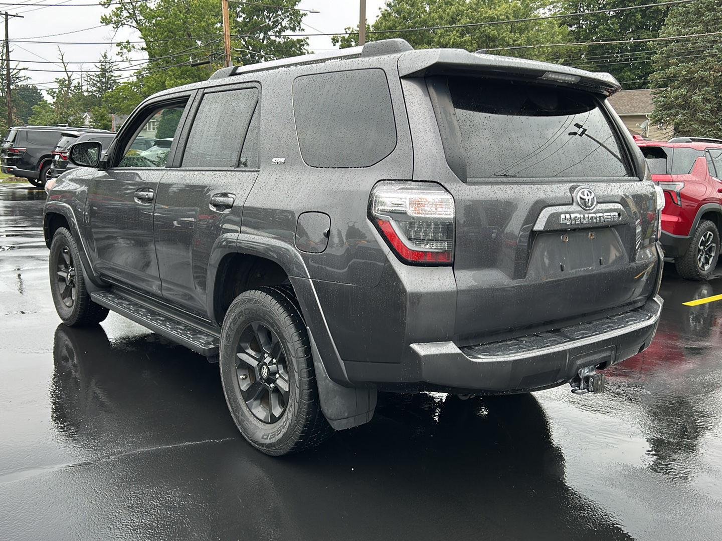 Used 2019 Magnetic Gray Metallic Toyota SR5 Premium image 5
