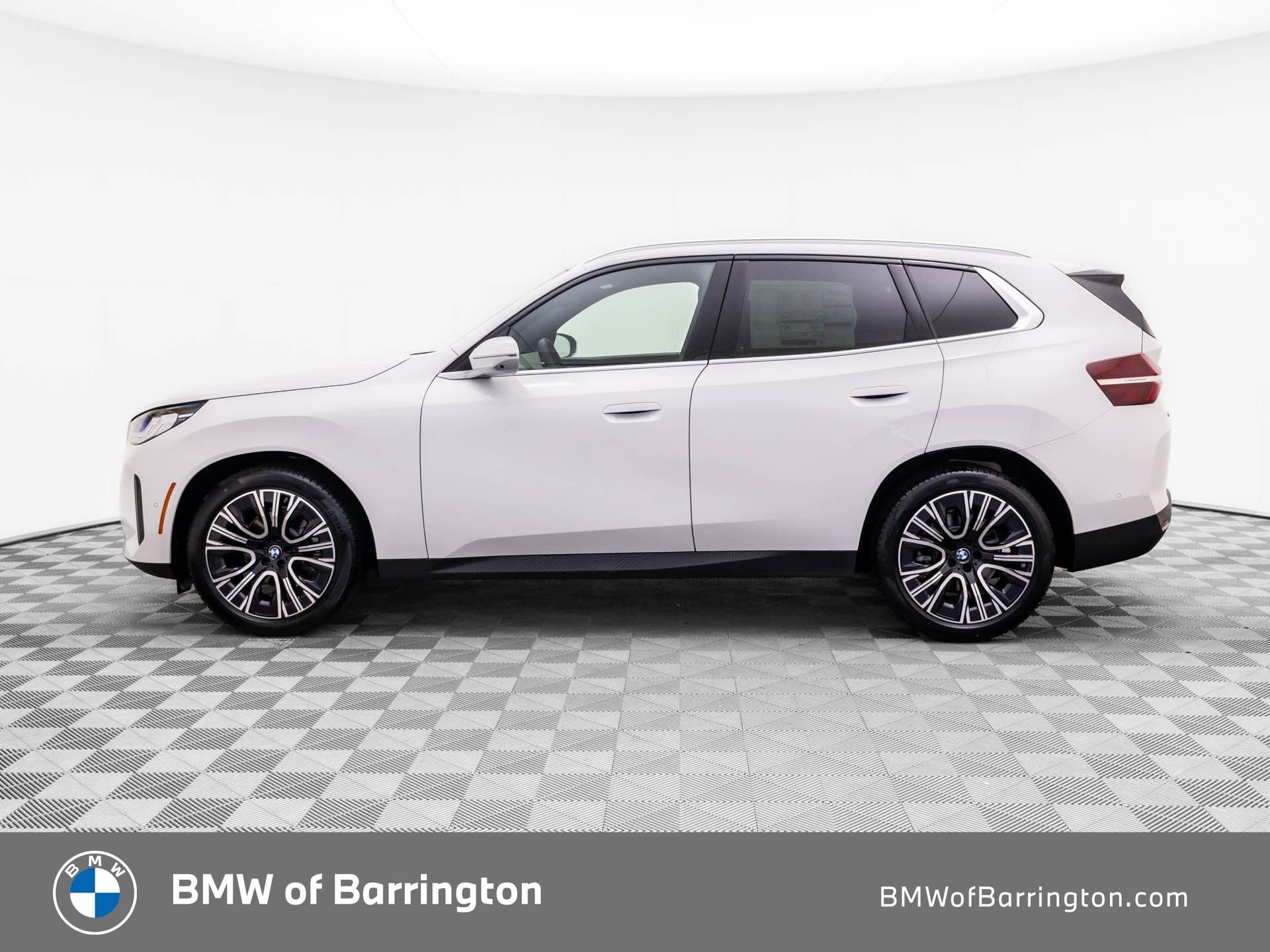 New 2026 Alpine White BMW 30 xDrive image 2