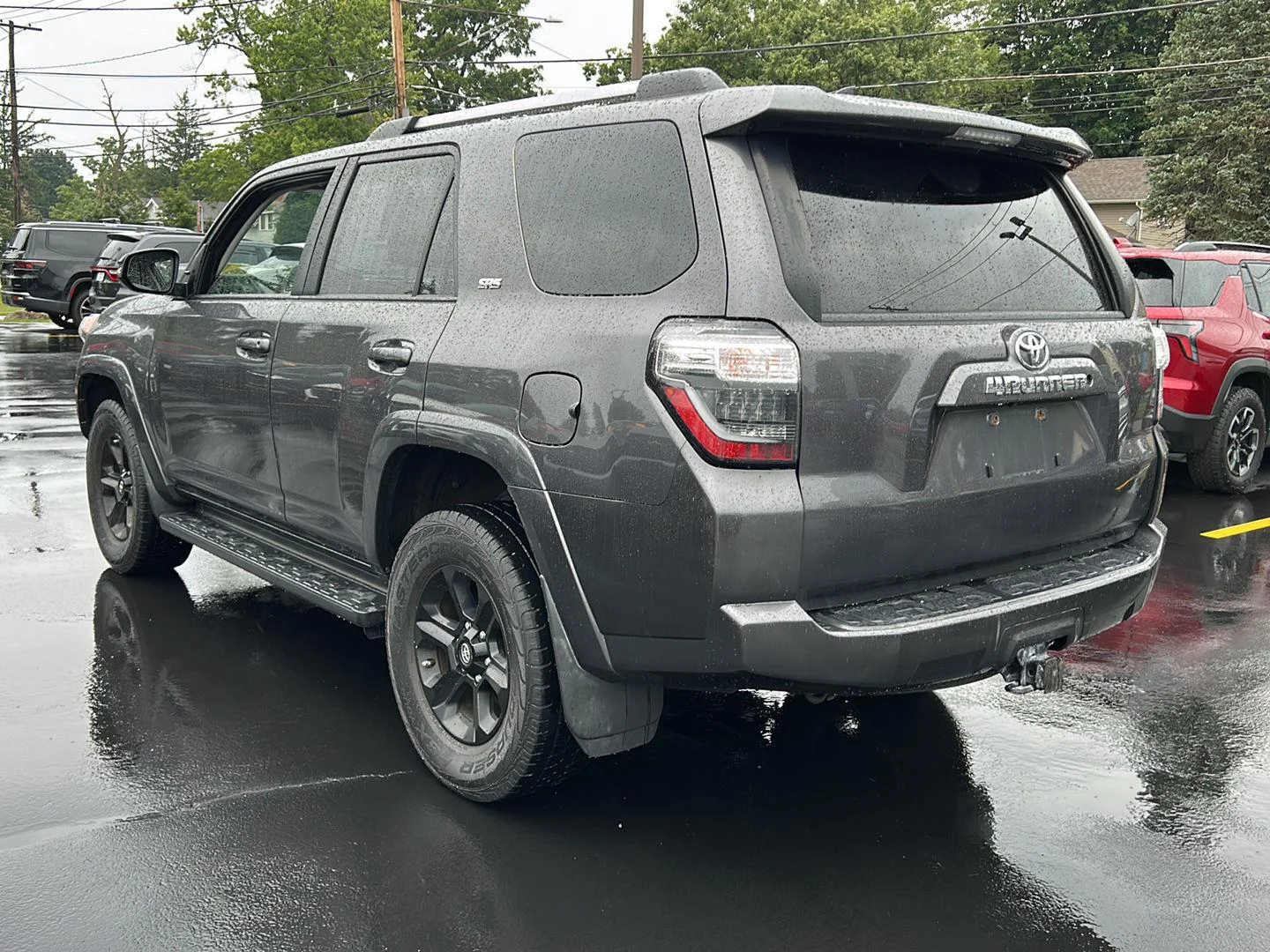 Used 2019 Magnetic Gray Metallic Toyota SR5 Premium image 5
