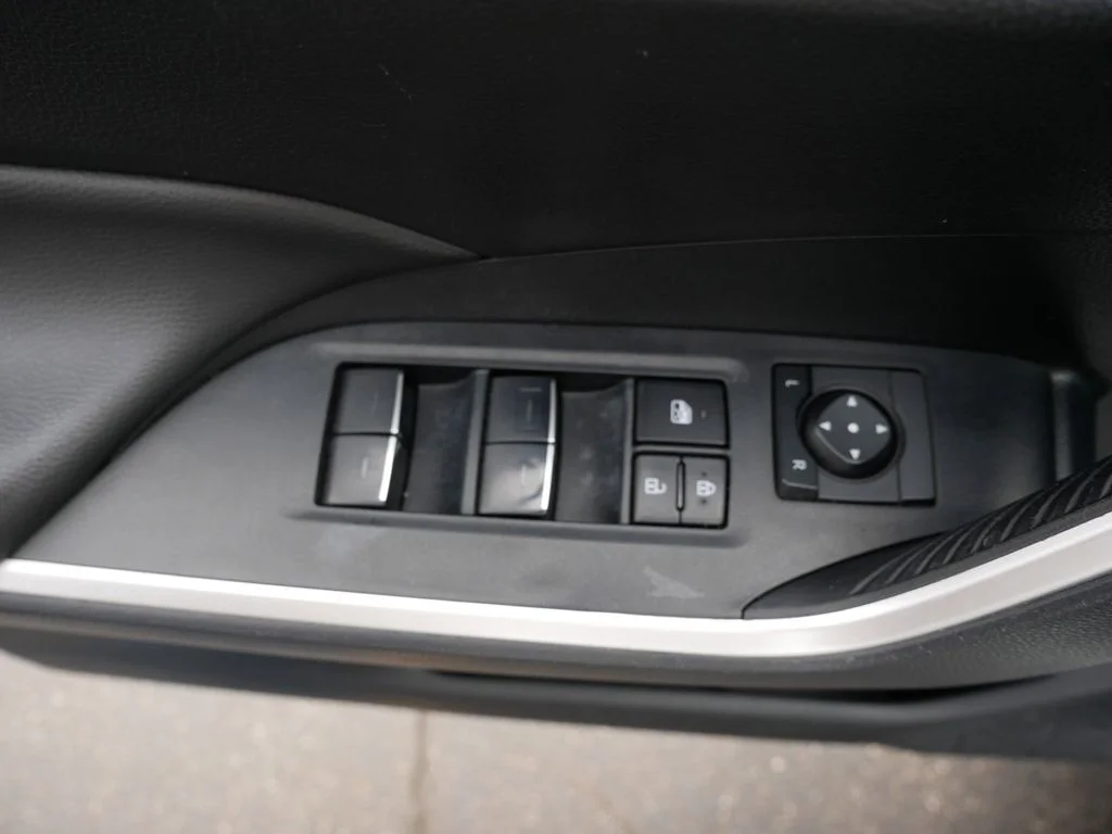 Used 2025 White Toyota XLE image 16