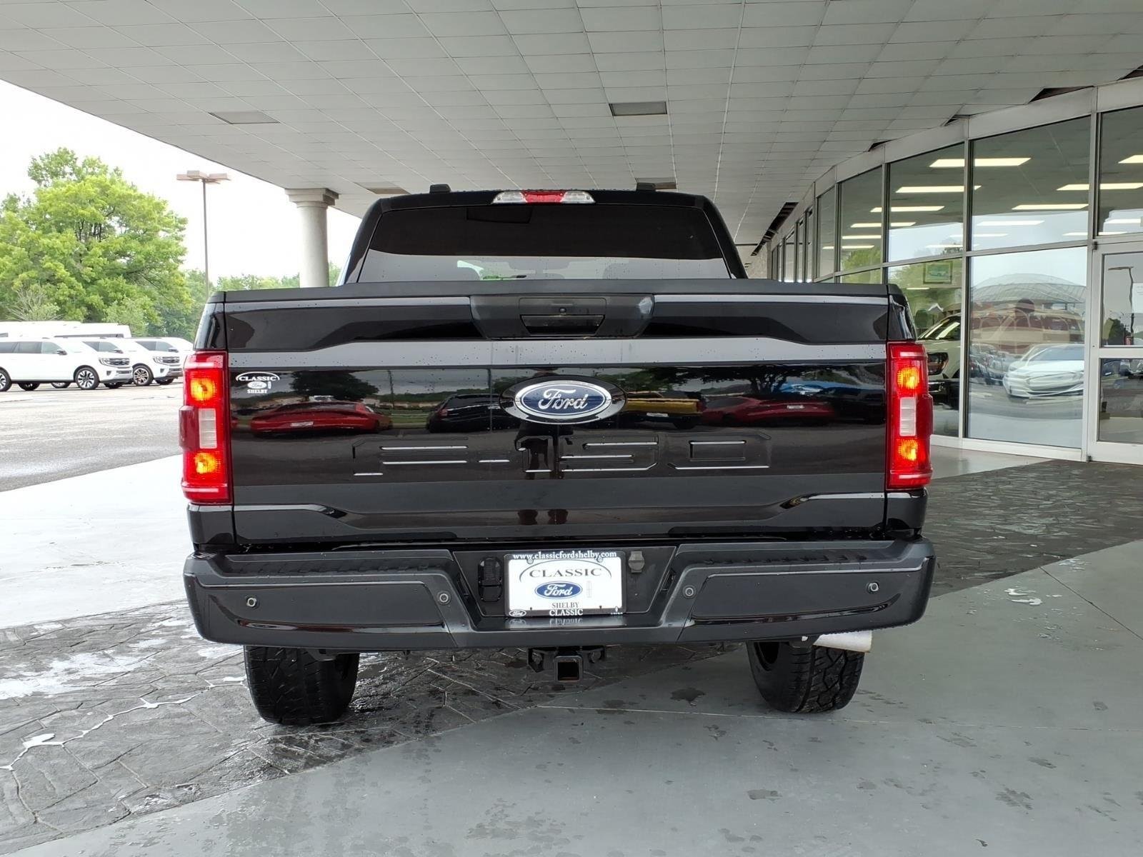 Used 2023 Agate Black Metallic Ford XL image 9
