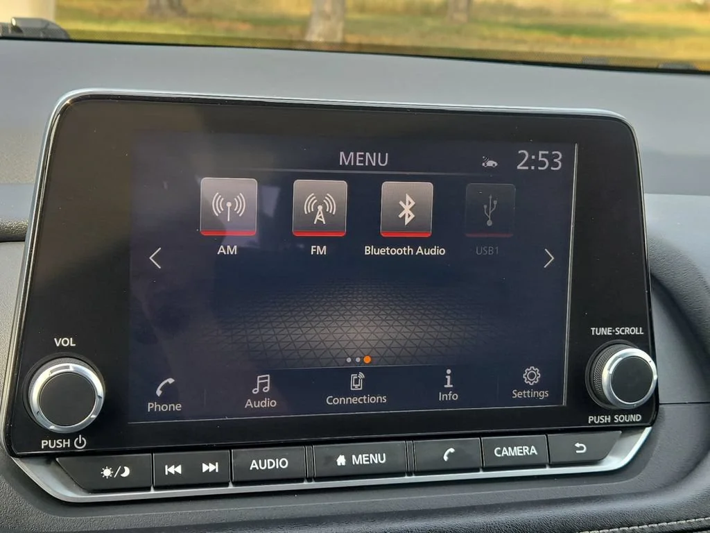 2025 Nissan Rogue SV - Photo 40