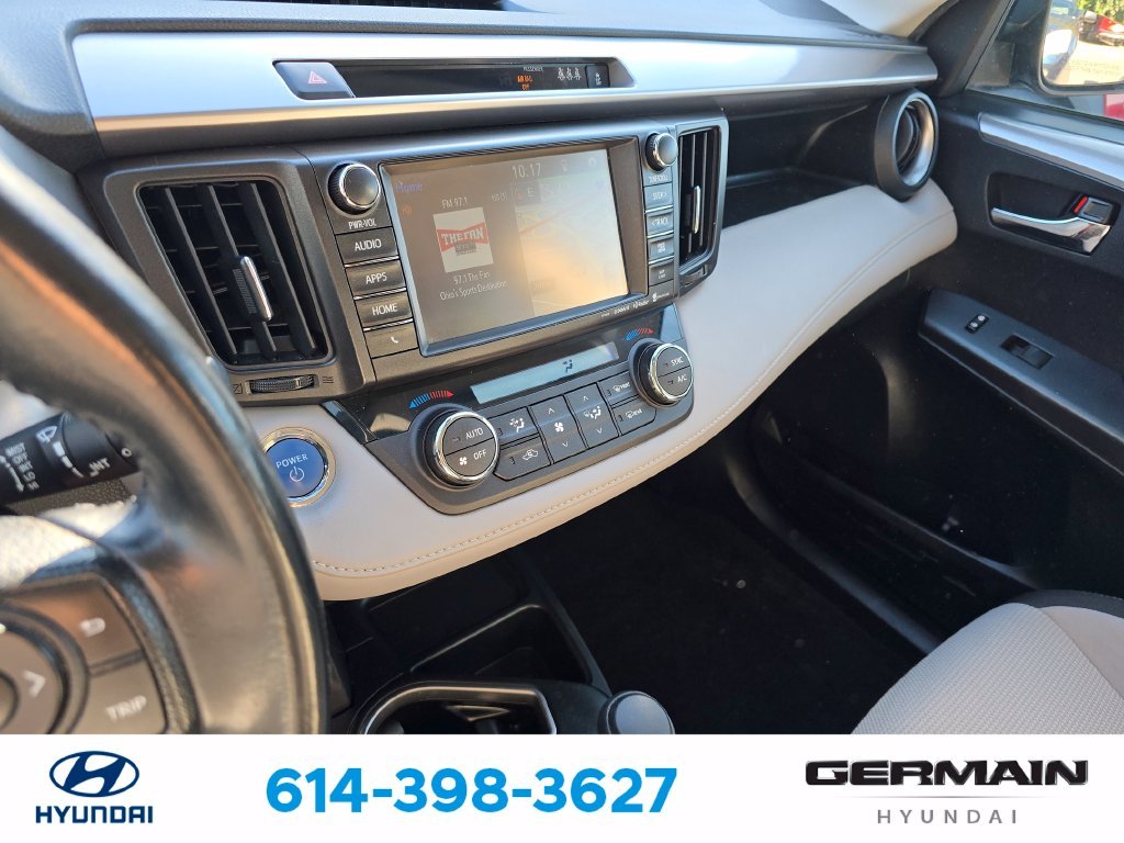 Used 2018 Blue Toyota XLE image 25