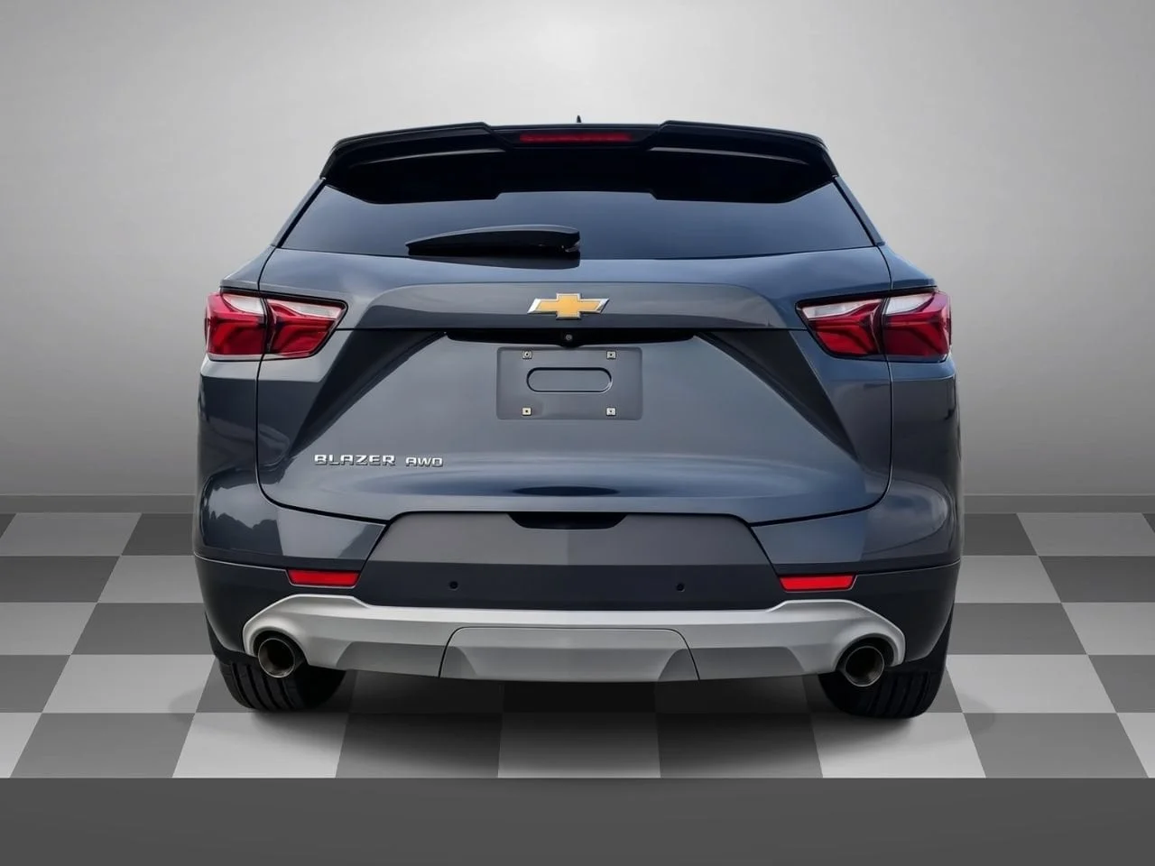 Used 2022 Iron Gray Chevrolet LT w/2LT image 4
