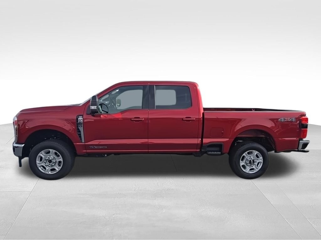 New 2026 Ruby Red Metallic Tinted Clearcoat Ford F-250® XLT image 5